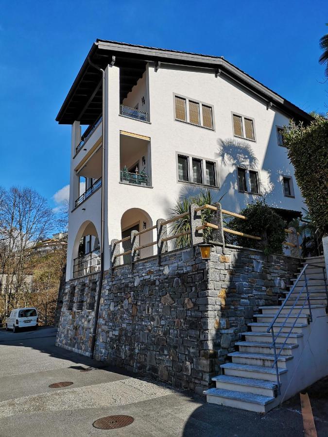 1 Zimmer Apartment Mit Seesicht Und Pool Gambarogno Eksteriør bilde